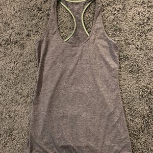 Athletic tank top